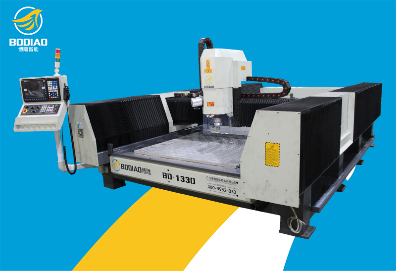 BD-1330鐵門(mén)板精雕機(jī)